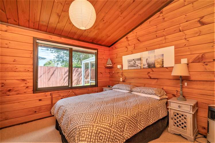 13 Coronation Row Pauanui_9