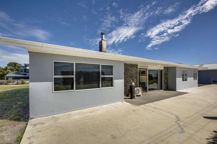 43 North Shore Road Whirinaki_11