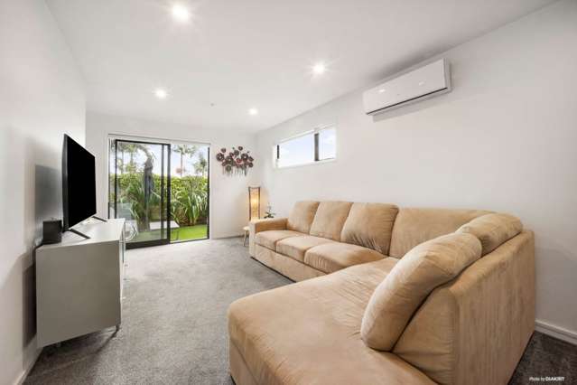 4/80 Awaroa Road Sunnyvale_4