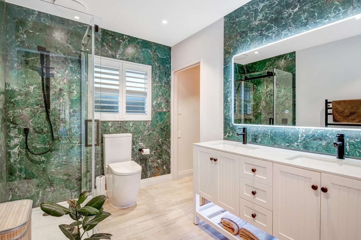 899 Whangaparaoa Road_1