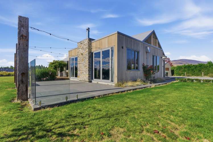 31 Temple Drive Twizel_27