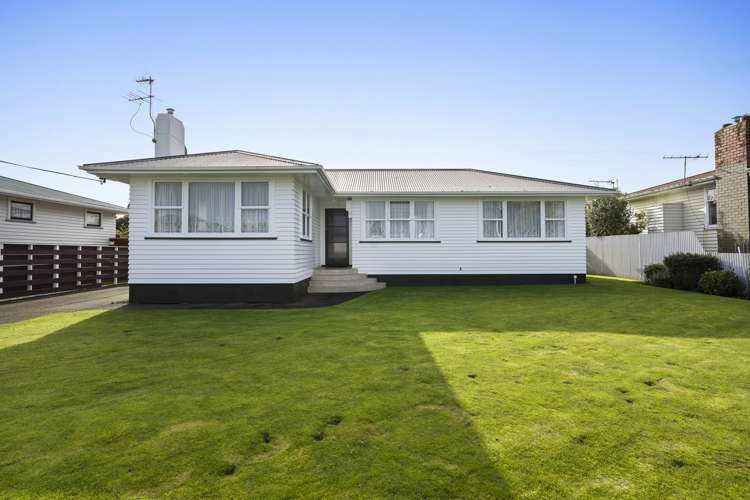 42 Reid Avenue Hawera_24