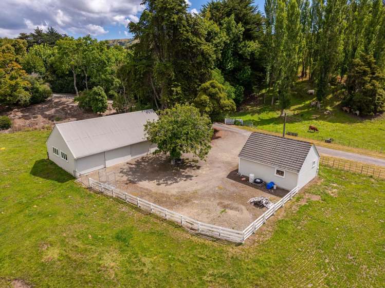 916 White Rock Road Martinborough_36