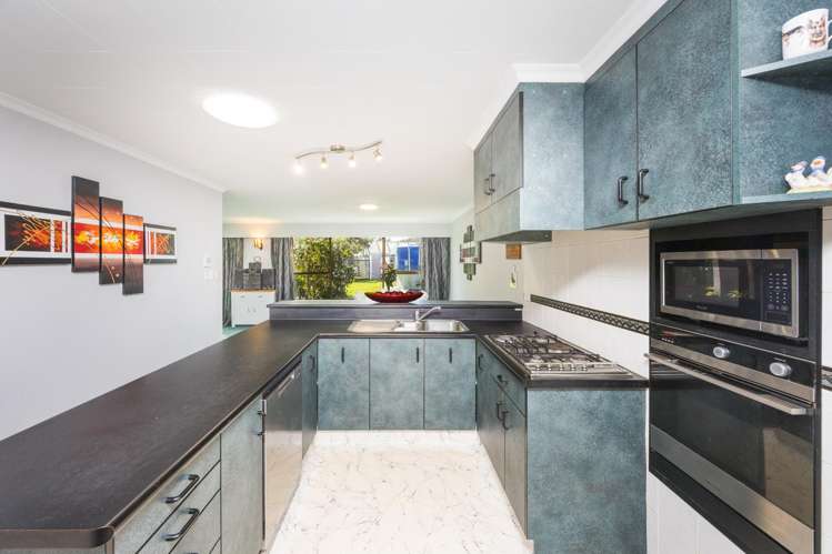 9 Chrystal Street Foxton Beach_7