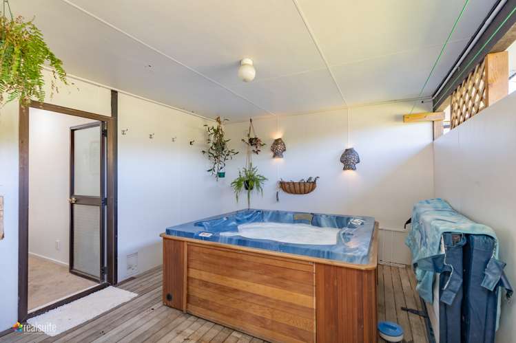 18 Langwell Place Papakowhai_13