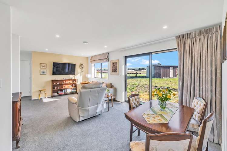 56 Summers Road Darfield_28