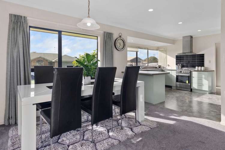 4 Mews Place Forest Lake_5