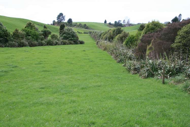 627 Inland North Road Onaero_23