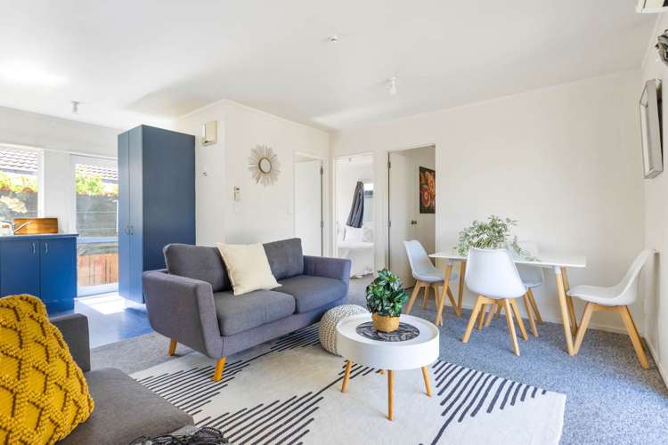 17 & 17A Heathridge Place Burswood_15