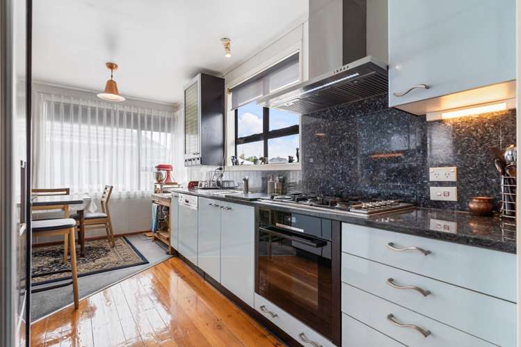 655 Richardson Road Mt Roskill_1
