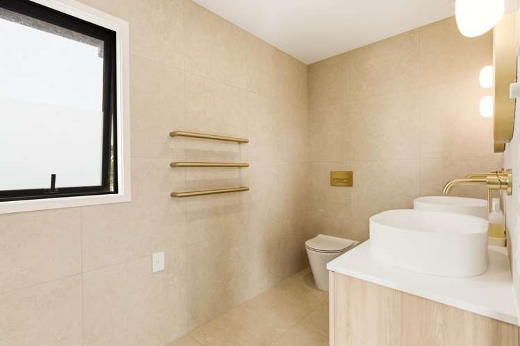 5 Highgrove St Clair_25