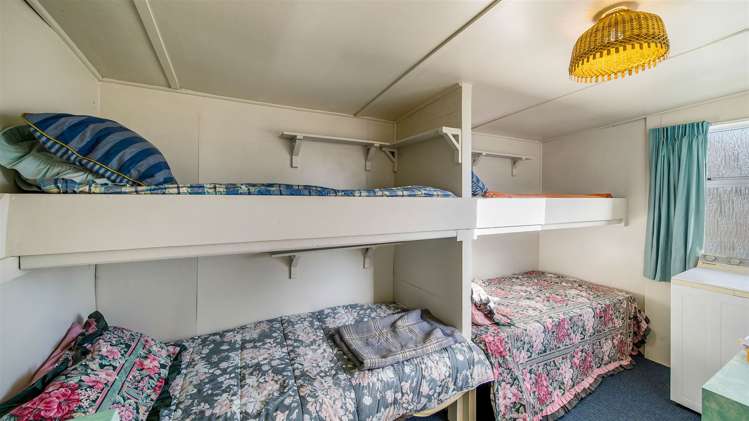 14 Pacific Drive Southbridge_9