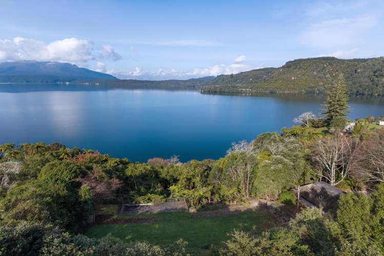 18 & 20 Te Toroa Drive_0