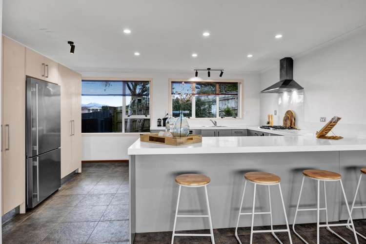 12a Julian Place Westown_5