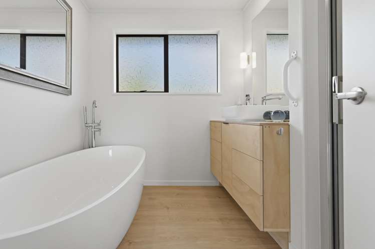 238 Levers Road Matua_14