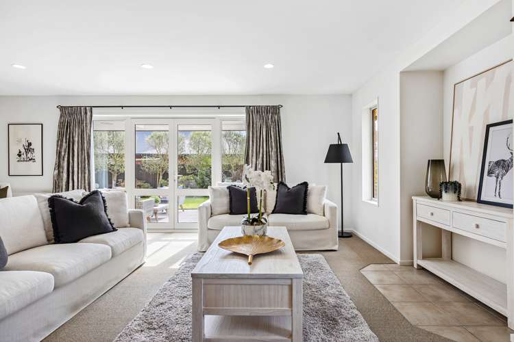 7 Benmore Gardens Harewood_5