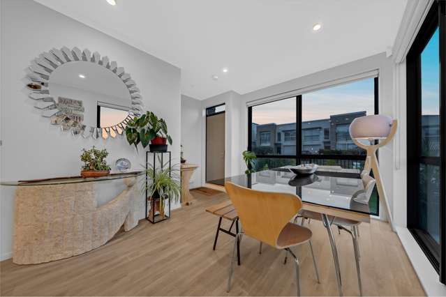 4 Matairangi Avenue Totara Heights_2