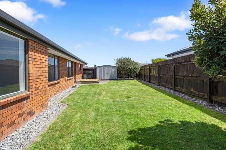 60 Kingsford Drive Stoke_24