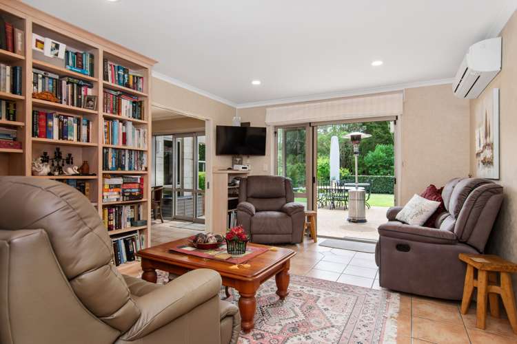 34 Acornia Close Ohauiti_11