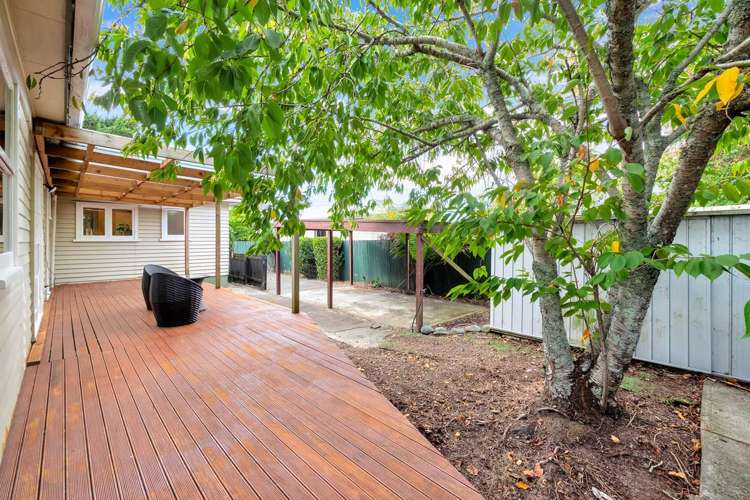 398 West Coast Road Glen Eden_17