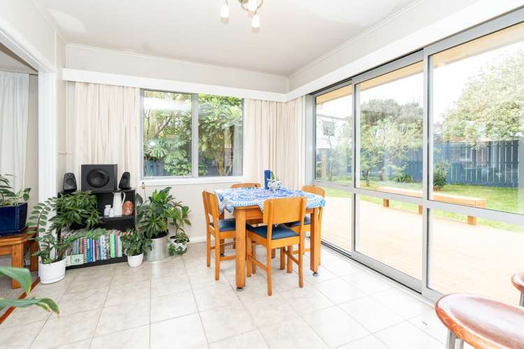 6 Thomson Avenue Dinsdale_9