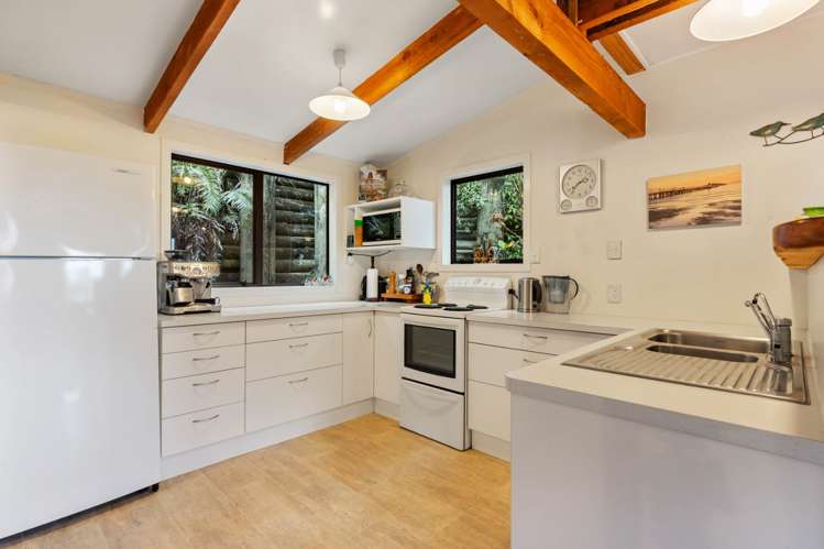 8 Kapakapa Road Opoutere_14