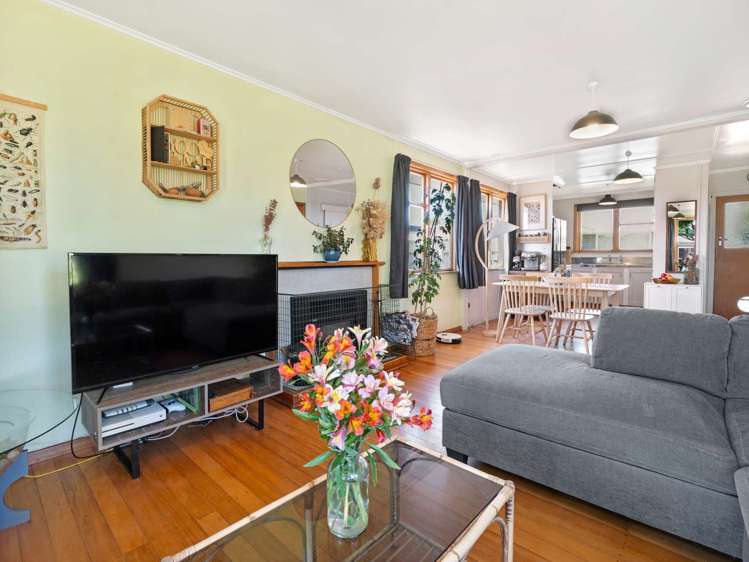 18 North Terrace Darfield_10