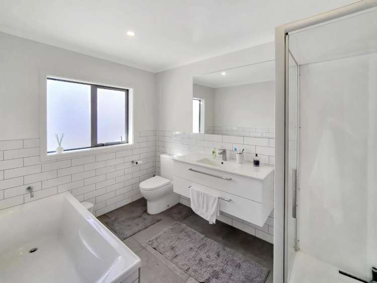 12 Martha Turnell Crescent 1302_9