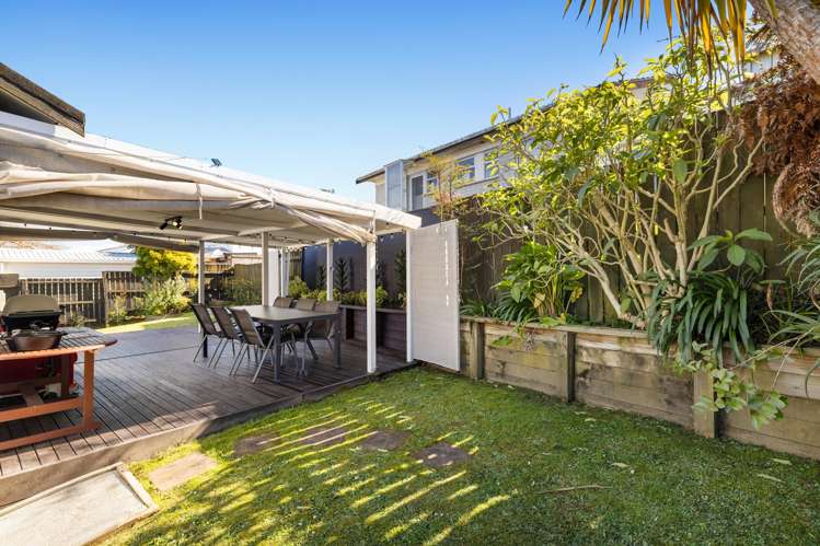 1/18 Cairngorm Place Highland Park_13