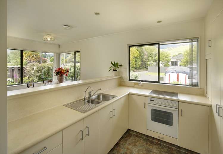 36 Willow Avenue Stoke_9