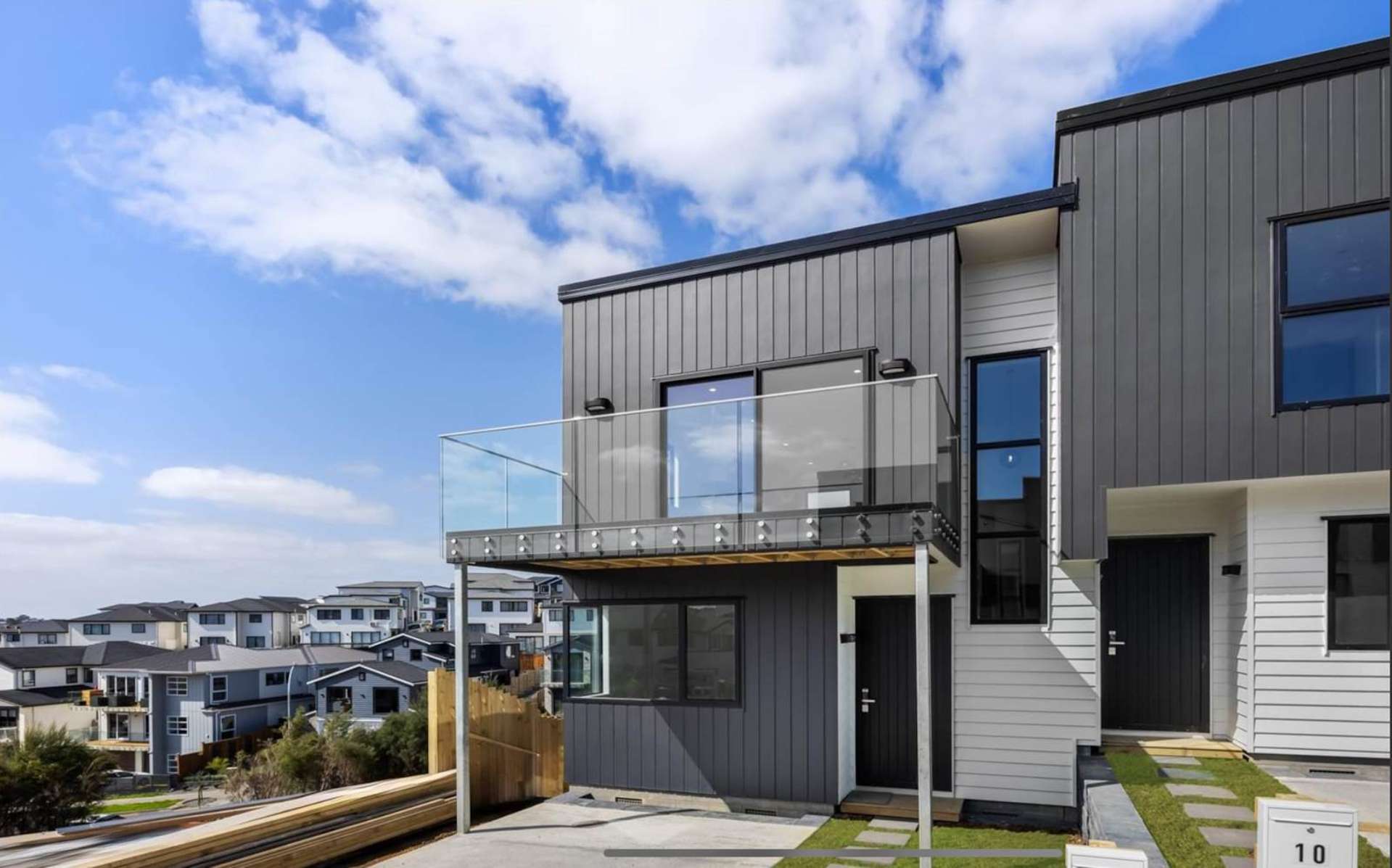 11 Kautawa Lane Massey_0