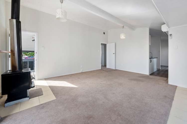 15 Kent Street Tokoroa_5