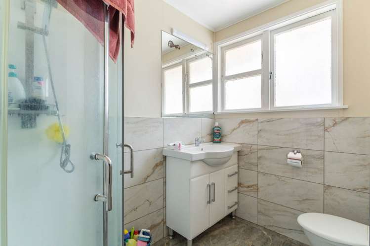 4 Playfair Road Mount Roskill_15