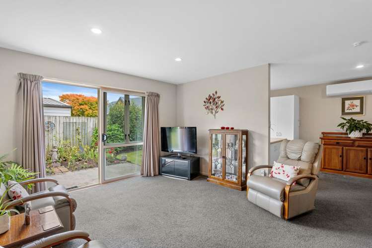 5B Oldham Place Darfield_4