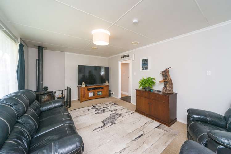 16 Kowhai Street Tokomaru_9