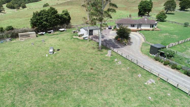 230b State Highway 10 Pakaraka_17