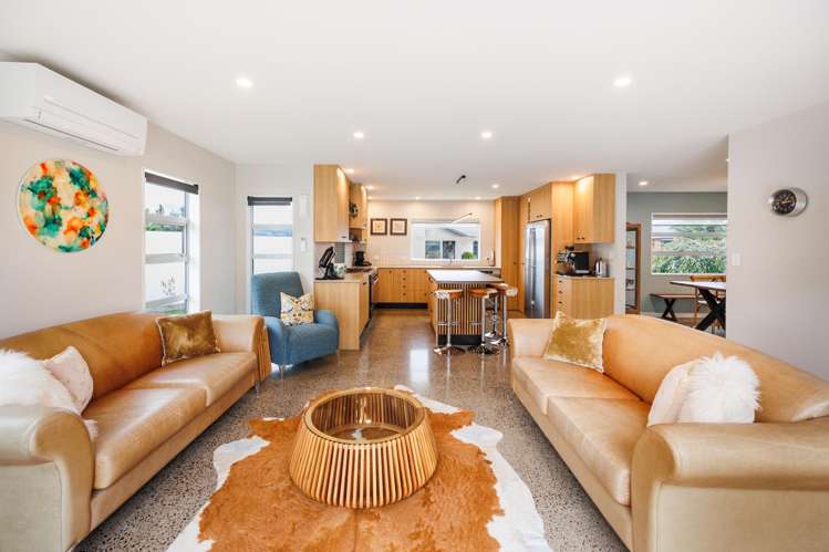 2 Chestnut Close Kelvin Grove_10