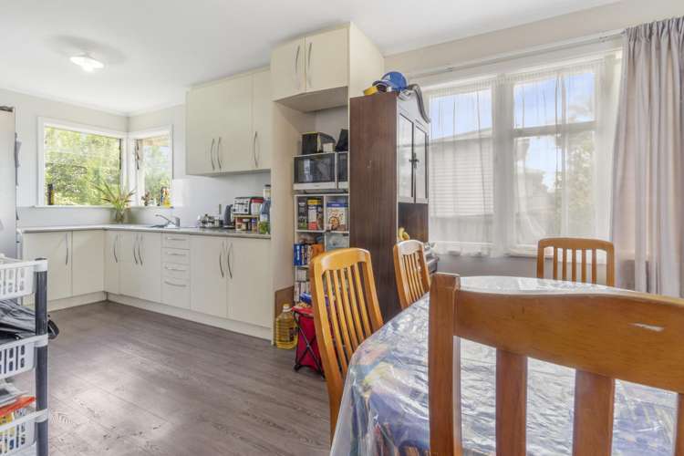 35 Barbary Avenue Kelston_8