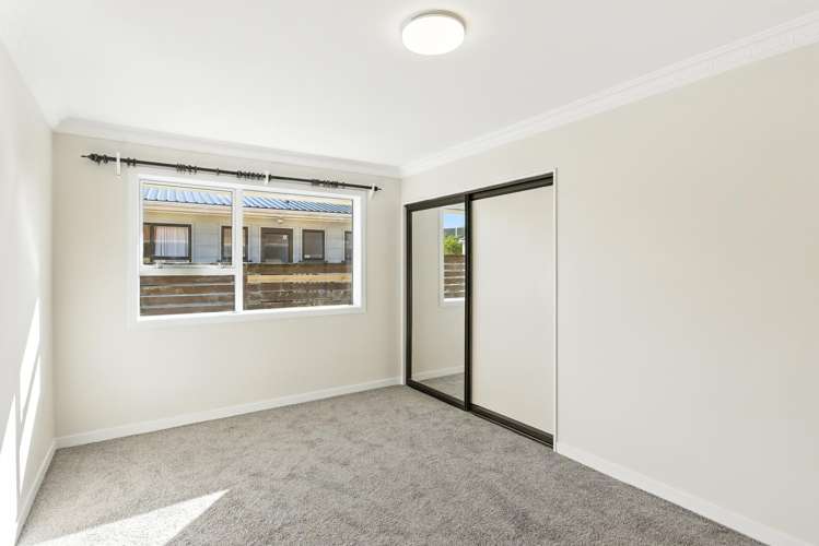 5 Karaka Street Otaki Beach_32