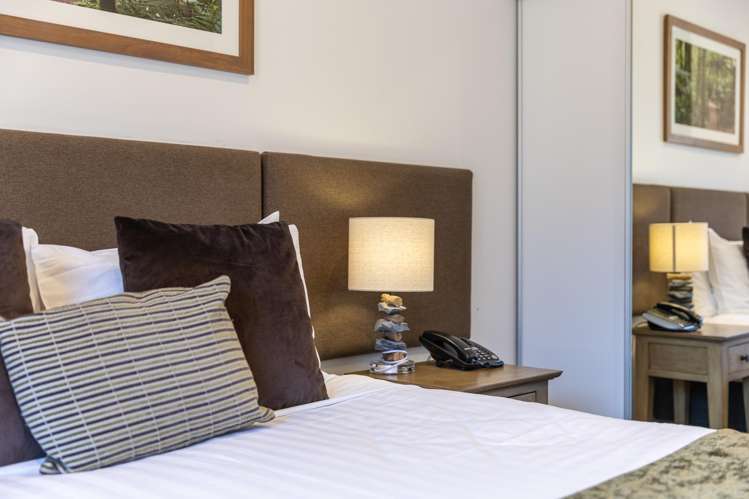 302/32 Red Oaks Drive Frankton_7