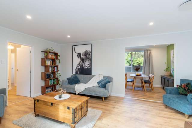 9 Harold Grove Stokes Valley_3