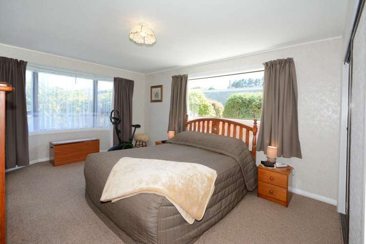 276 Highcliff Road Shiel Hill_11