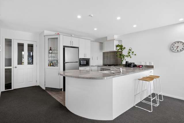 1A/45 Marine Parade Mt Maunganui_3