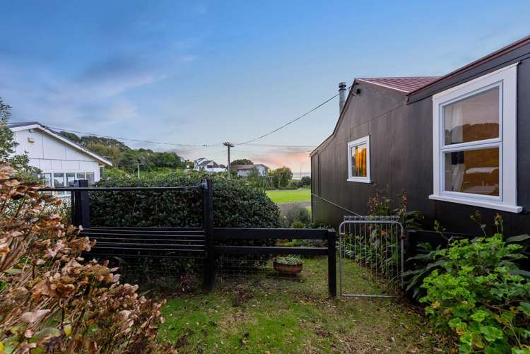 26 Tasman Parade Oakura_20