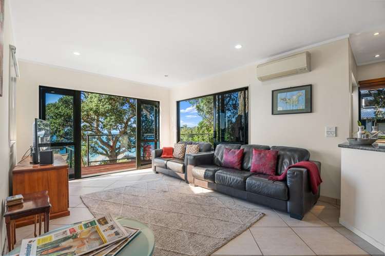 155 Ocean View Road Oneroa_18