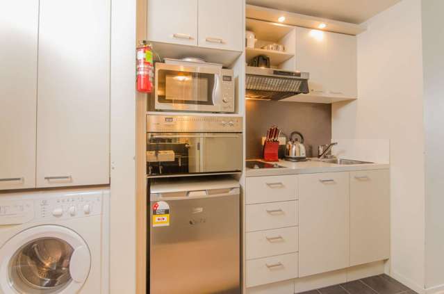 1404/96 Symond Street City Centre_4