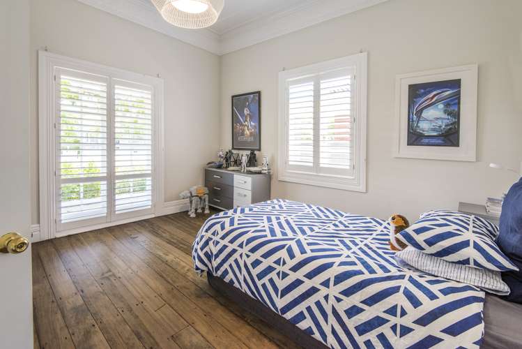 25 Mozeley Avenue Devonport_17