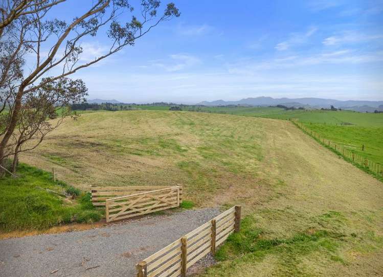 2 Puketitoi Road  Purua _1