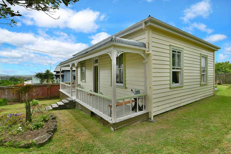 14 Puriri Street Helensville_13