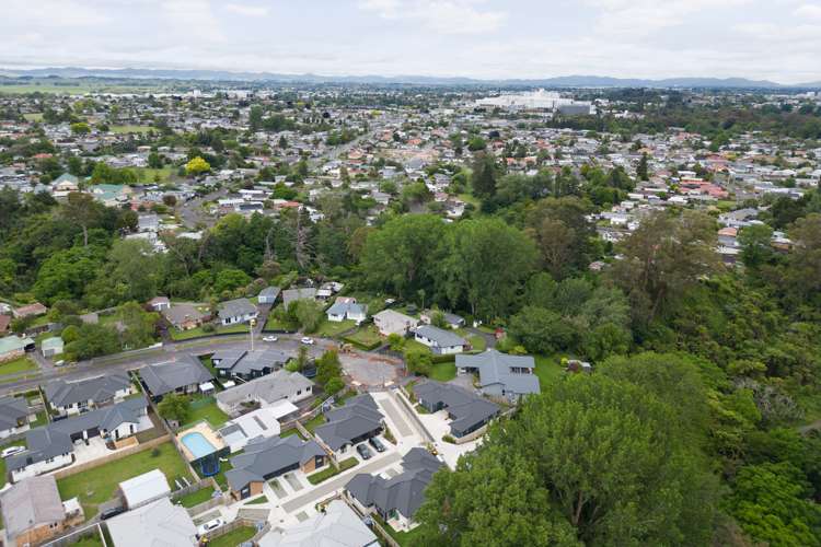 6/8 Keitha Place Glenview_14